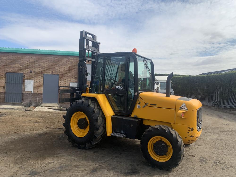 JCB 930 ROUGH TERRAIN FORKLIFT*C.W PALLET TINES*YEAR 2016*VIDEO*