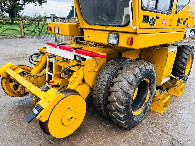 O&K MH5Z 4WD WHEELED EXCAVATOR C/W RAILWAY GEAR & 4 X SUPPORT LEGS *VIDEO*