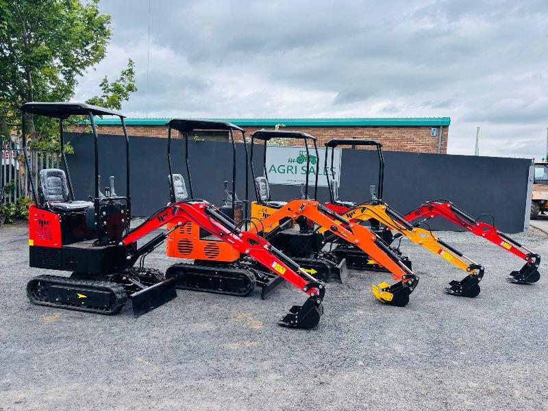 *NEW UNUSED* JPC KV12 TRACKED MINI EXCAVATOR*CHOICE OF 4*C/W BUCKET*VIDEO*