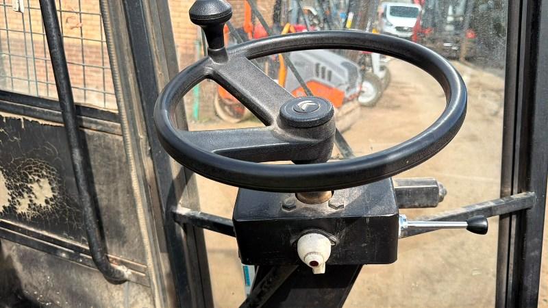 LANSING LINDE S50 SIDE LOADING FORKLIFT*C/W PALLET TINES*VIDEO*