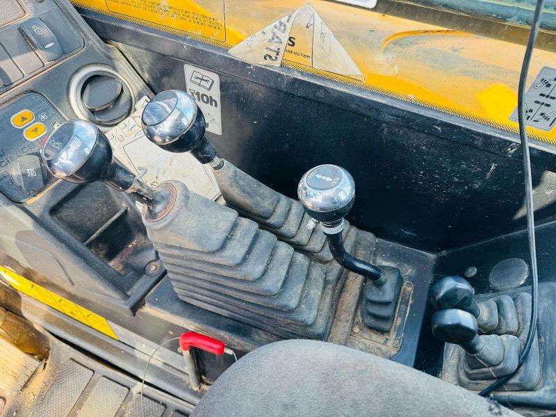 JCB 535-125 HIGH VIS TELEHANDLER *YEAR 2017*C/W PALLET TINES*
