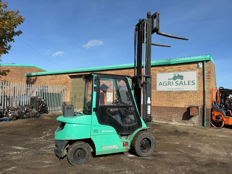MITSUBISHI FD30NT FORKLIFT*C/W PALLET TINES*YEAR 2015*VIDEO*