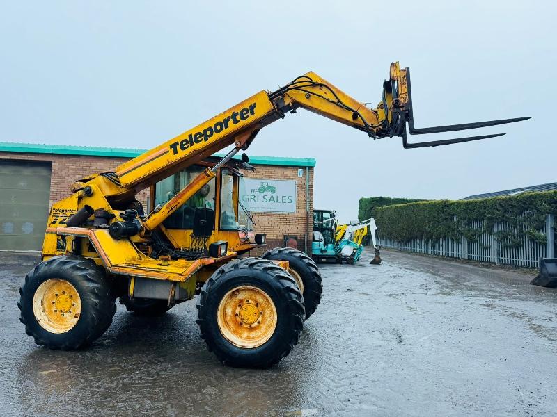 SANDERSON 726 TELEHANDLER*AG SPEC*C/W PALLET TINES*VIDEO*
