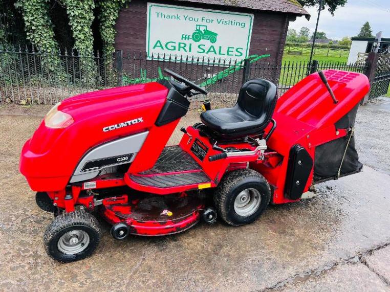 COUNTAX 330 RIDE ON MOWER *YEAR 2009* C/W COLLECTION BOX & HONDA ENGINE 