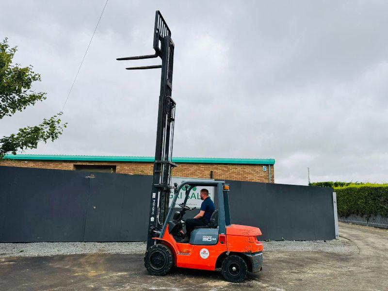 TOYOTA 30 DIESEL FORKLIFT*C/W SIDESHIFT*YEAR 2013*VIDEO*