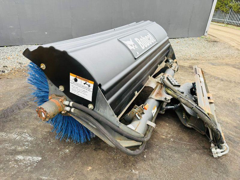 BOBCAT 84 ANGLE BROOM SWEEPER*TO SUIT SKIDSTEER*YEAR 2017*VIDEO*