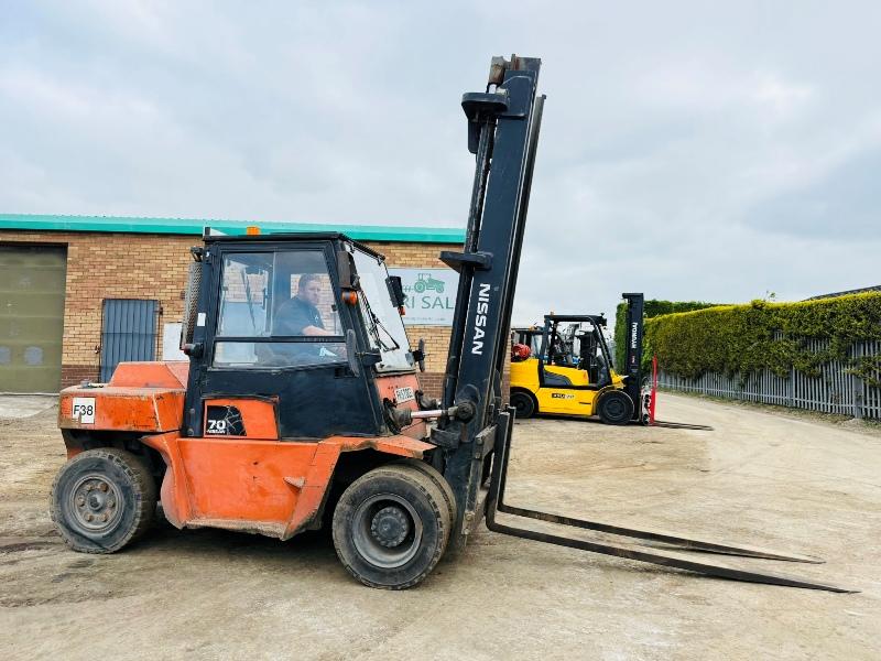 NISSAN 70 FORKLIFT*C/W PALLET TINES*VIDEO*