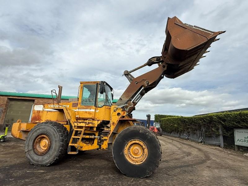 VOLVO L180 LOADING SHOVEL*C/W BUCKET*VIDEO*
