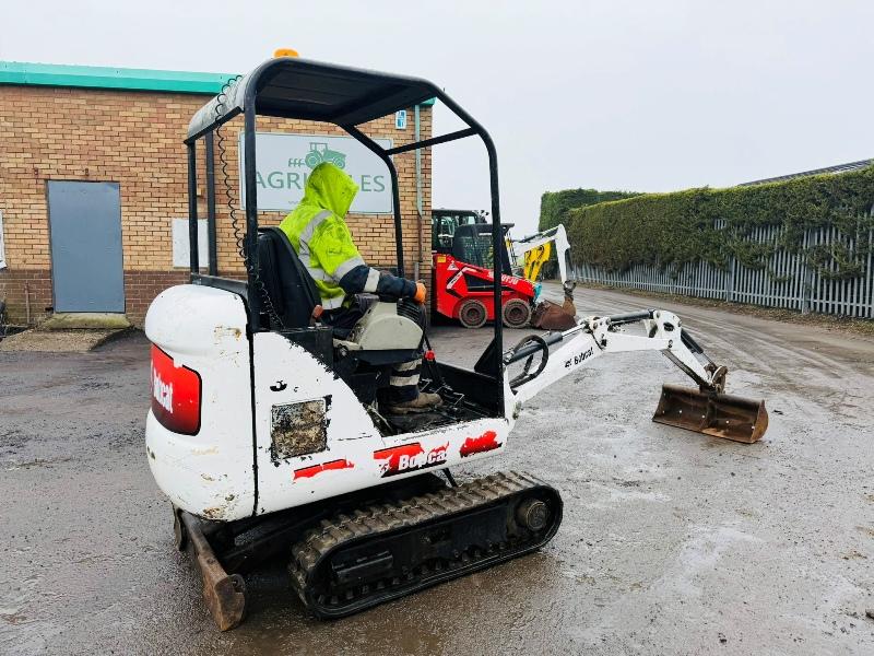 BOBCAT 319 MINI EXCAVATOR*C/W EXPANDING TRACKS*VIDEO*