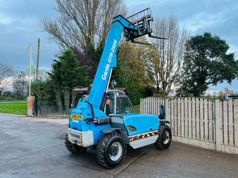 GENIE GTH-2506 4WD TELEHANDLER *ONLY 3169 HOURS* C/W PALLET TINES *VIDEO*