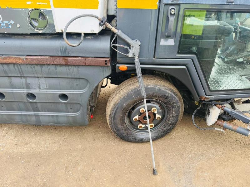 SCHMIDT COMPACT 200 SWINGO+ SWEEPER*YEAR 2012*VIDEO*