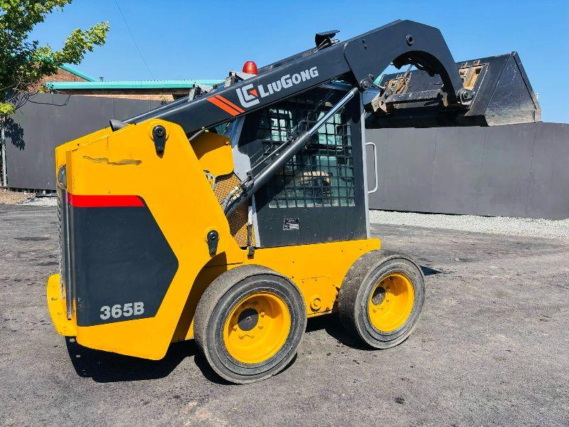 LIUGONG 365B SKIDSTEER *C/W BUCKET* 1 OWNER FROM NEW*YEAR 2016*VIDEO*
