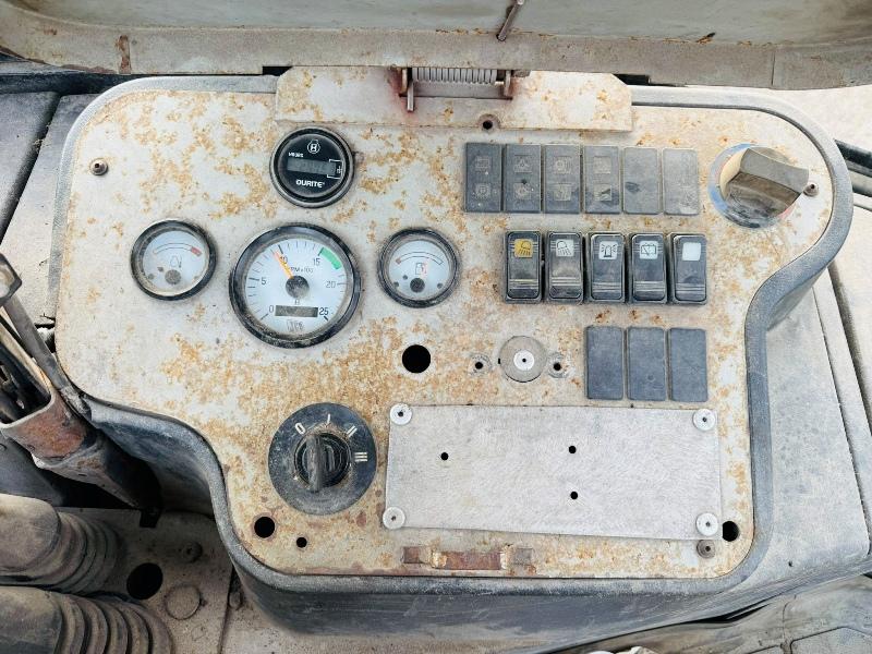 JCB 2CX AIRMASTER*C/W HYDRAULIC FRONT QUICK HITCH*3 IN 1 BUCKET*VIDEO*