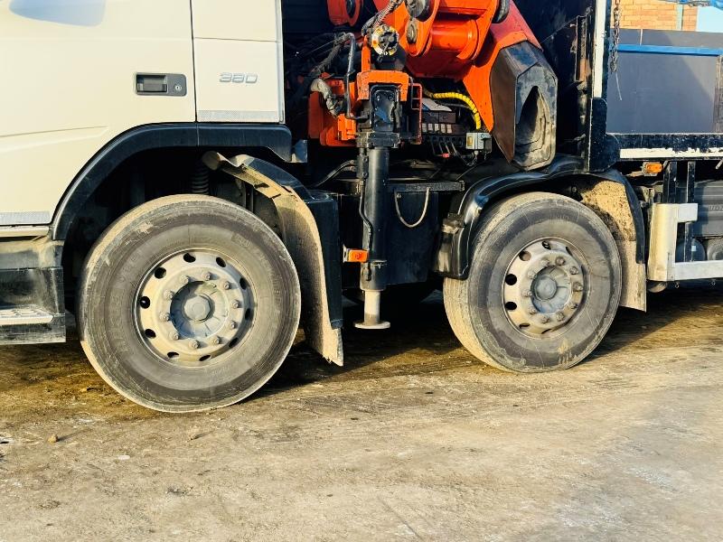 VOLVO FM 8X4 BEAVER TAIL LORRY*CRANE REMOVED*VIDEO*