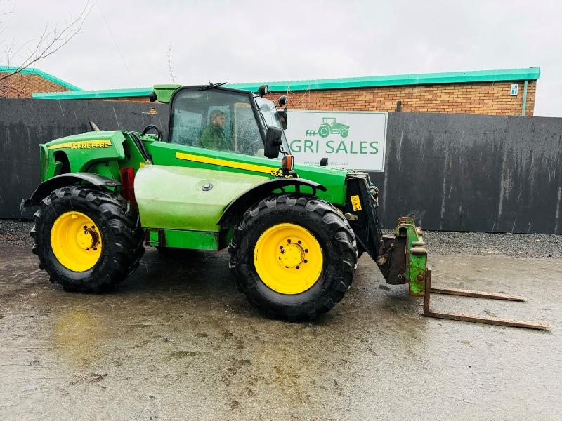 JOHN DEERE 3215 TURBO TELEHANDLER*AG SPEC*C/W PALLET TINES*VIDEO*