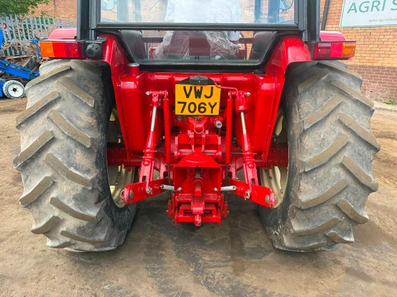 CASE INTERNATIONAL 585 TRACTOR*C/W FRONT LOADER*VIDEO*