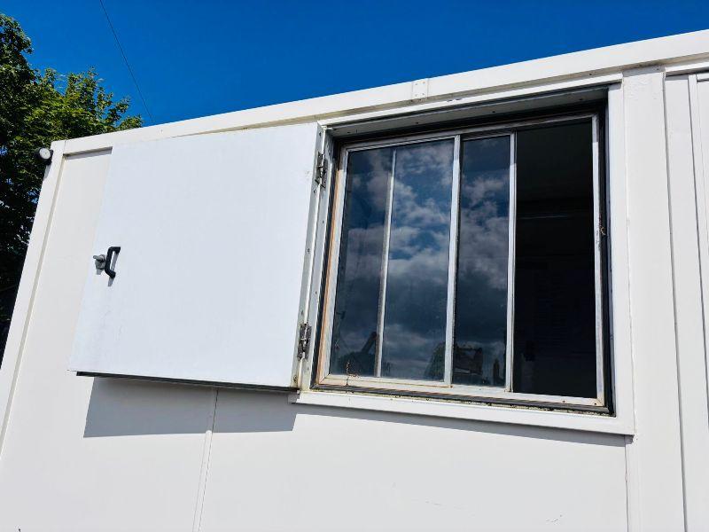 WELFARE UNIT *C/W ONBOARD GENERATOR(3.3KVA) AND TOILET*VIDEO*
