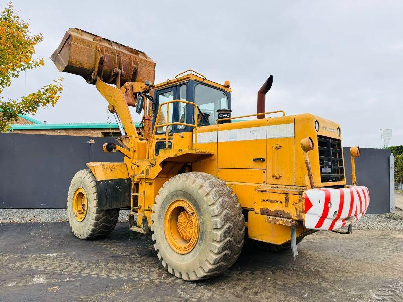 HYUNDAI HL760 WHEELED LOADER*C/W BUCKET*