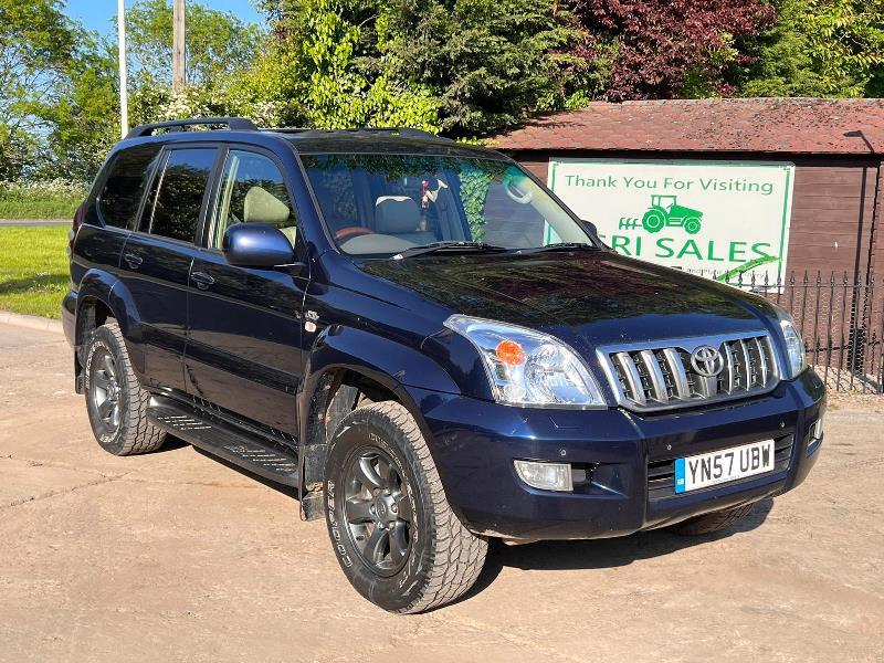 TOYOTA LAND CRUISER INVINSIBLE 4WD VEHICLE *MOT'D TILL 2ND APRIL 2024 *VIDEO*