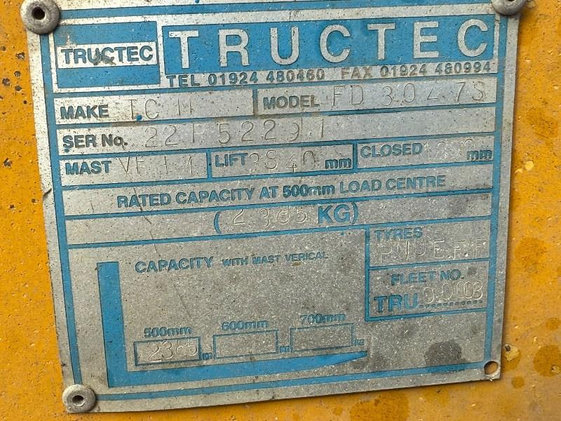 TCM FD30Z7S CONTAINER SPEC FORKLIFT *C/W 8 FT TINES*VIDEO*