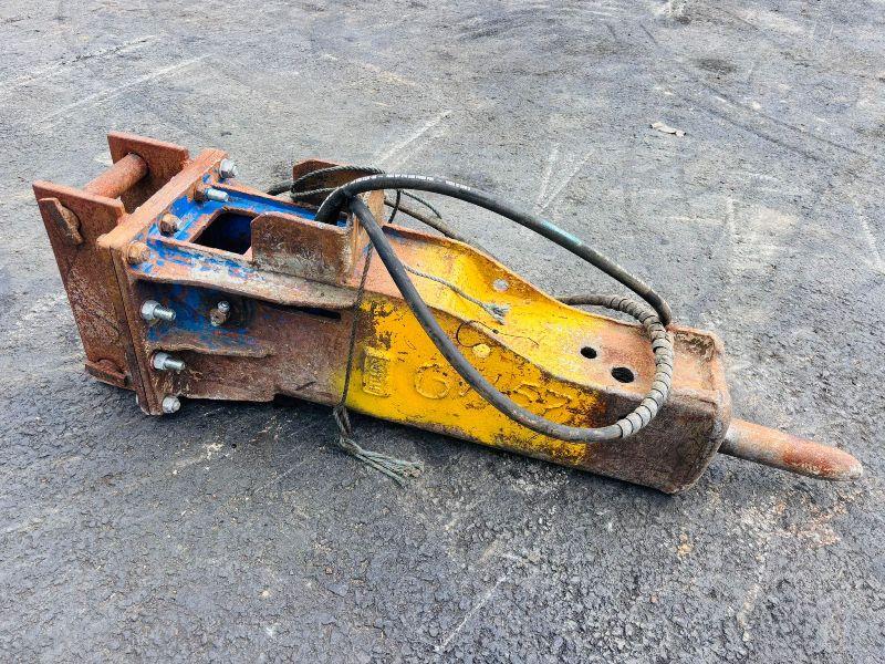 HYDRAULIC HAMMER *C/W HYDRAULIC PIPES*