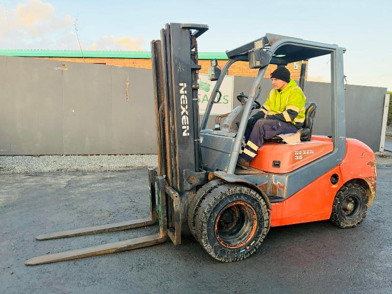 NEXEN FD35 CONTAINER SPEC FORKLIFT*C/W PALLET TINES*YEAR 2015*VIDEO*