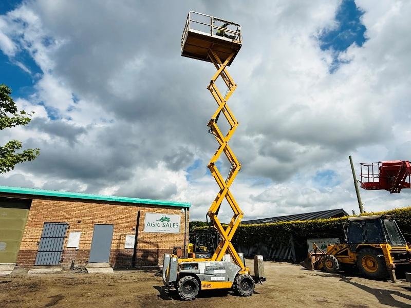 HAULOTTE COMPACT 12DX SCISSOR LIFT*YEAR 2015*2268 HOURS*VIDEO*