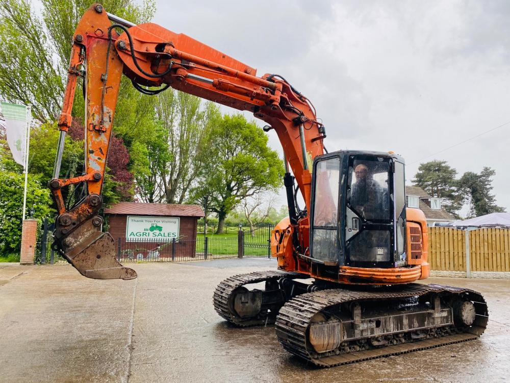 HITACHI EX135UR ZERO SWING TRACKED EXCAVATOR C/W QUICK HITCH