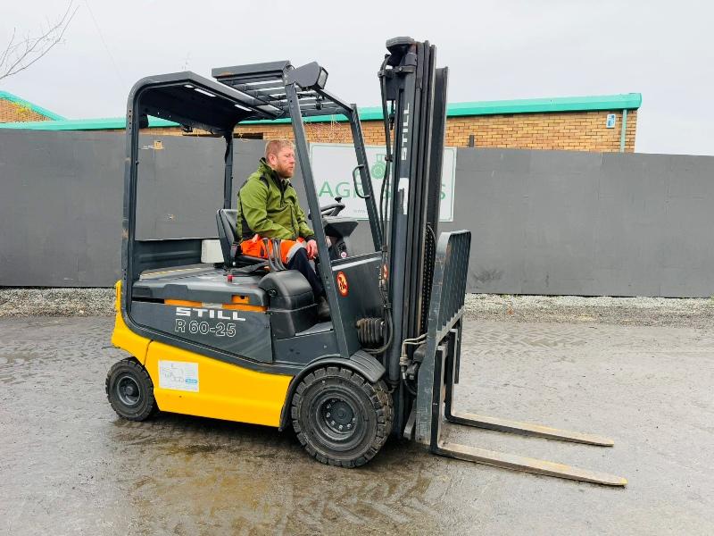 STILL R60-25 ELECTRIC FORKLIFT*C/W PALLET TINES*VIDEO*