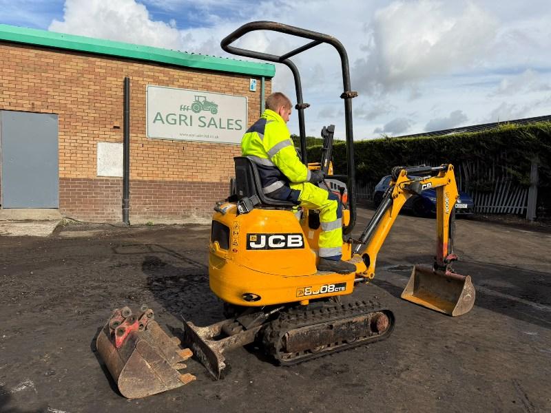 JCB 8008CTS MINI EXCAVATOR*C/W EXPANDING TRACKS*YEAR 2012*VIDEO*