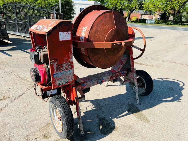 SUPER MIX 470L SINGLE AXLE CEMENT MIXER C/W YANMAR ENGINE 