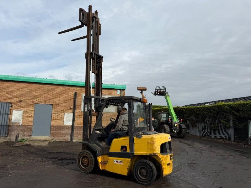 YALE GDP40LJ FORKLIFT*C/W PALLET TINES*VIDEO*