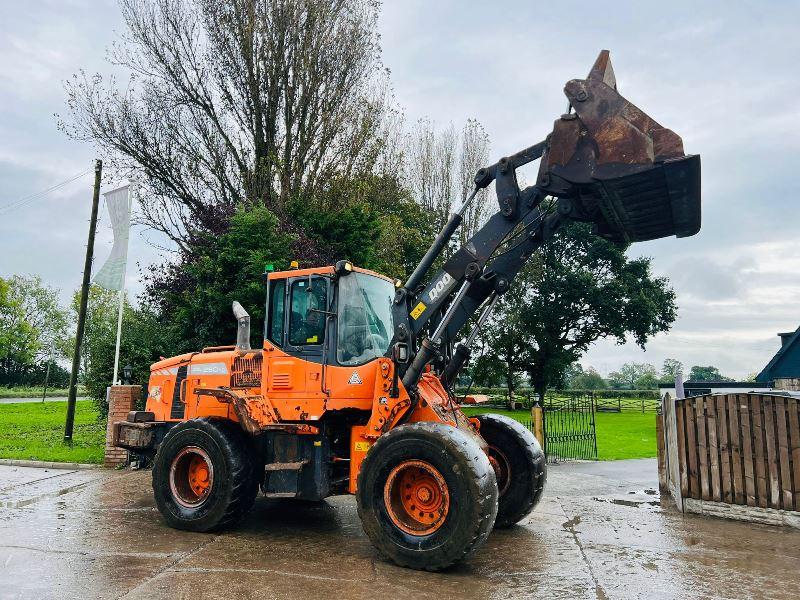 DOOSAN DL 250 4WD LOADING SHOVEL *YEAR 2012* C/W THREE IN ONE BUCKET *VIDEO*