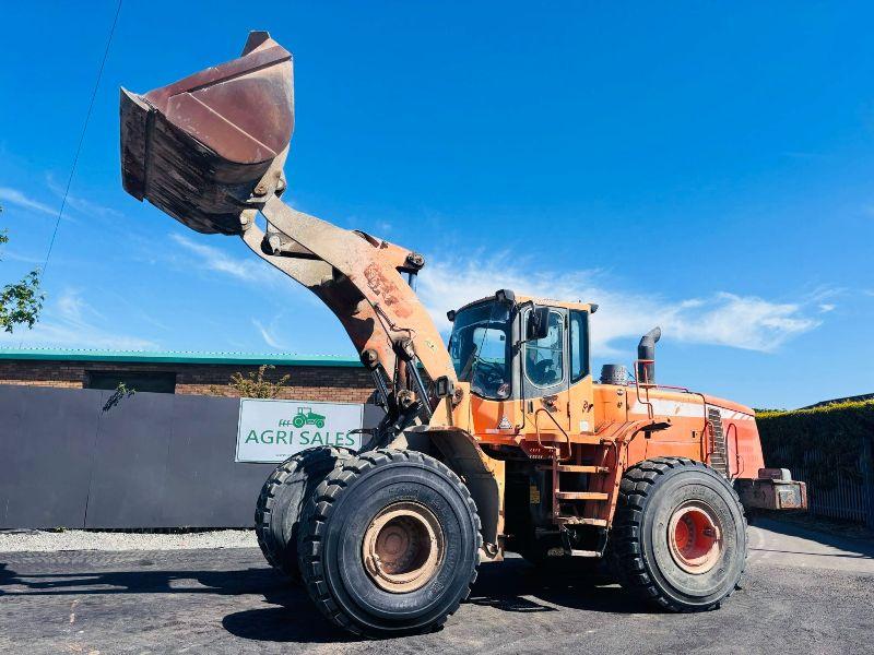 DOOSAN DL400 4WD LOADING SHOVEL *C/W REVERSE CAMERA AND BUCKET*VIDEO*