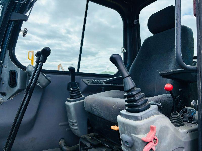 VOLVO EC55D RUBBER BLOCK TRACKS EXCAVATOR *YEAR 2017*C/W BUCKET*VIDEO*