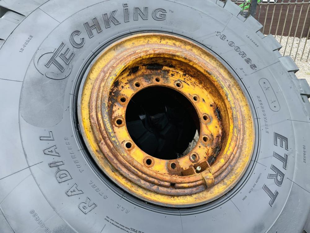 TECHKING 18.00R25 TYRES C/W RIMS TO SUITE VOLVO A30 DUMP TRUCK 