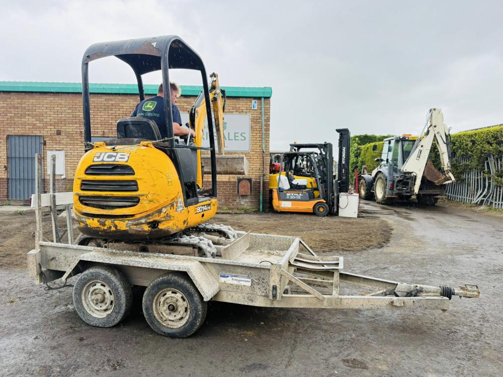 JCB 8014CTS EXCAVATOR*C/W DOUBLE AXLE PLANT TRAILER*YEAR 2010*VIDEO*