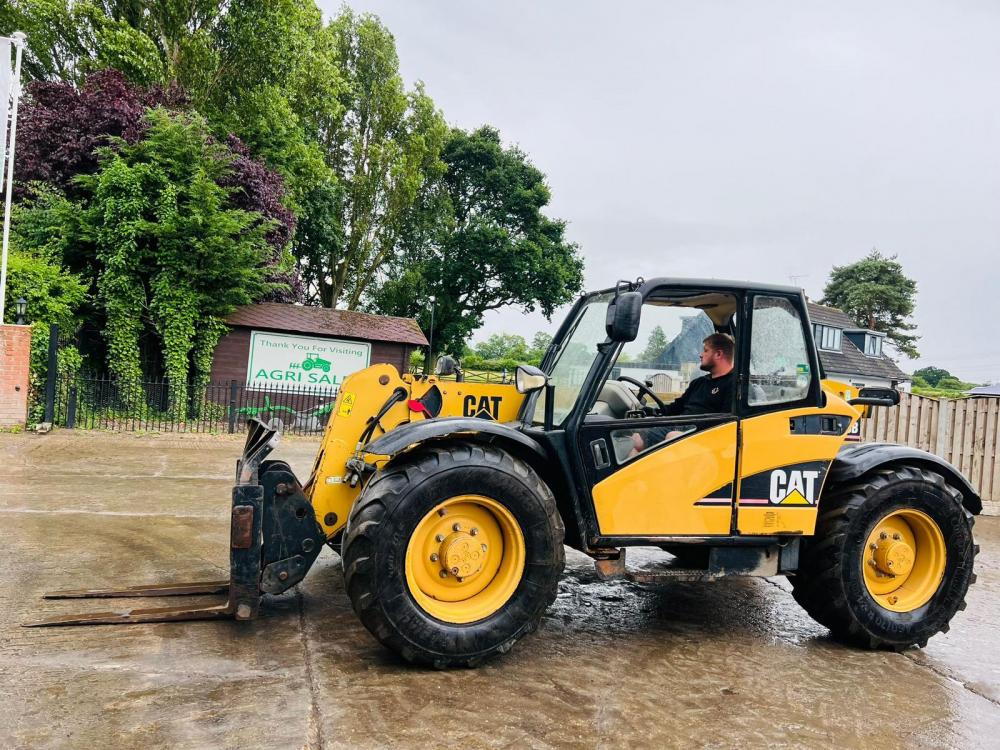 CATERPILLAR TH220B 4WD TELEHANDLER *AG-SPEC, 6452 HOURS* C/W PICK UP HITCH *VIDEO*