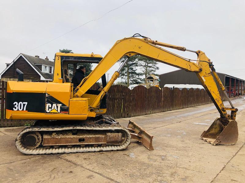 CAT 307 TRACKED EXCAVATOR