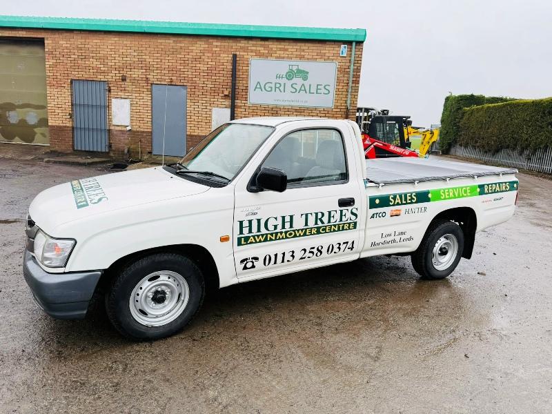 TOYOTA HILUX 2WD PICK UP*C/W REAR TARP*VIDEO*