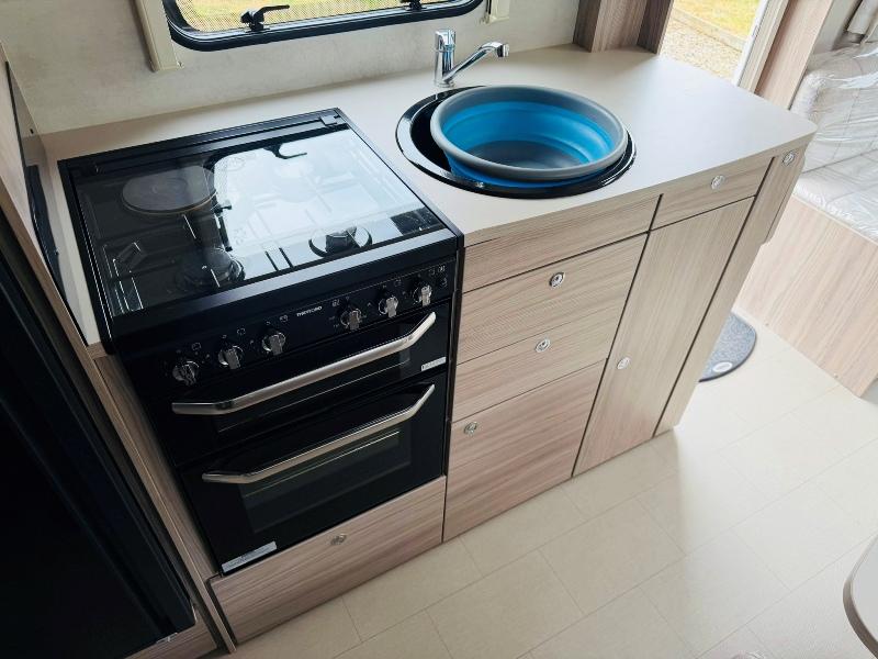 ELDDIS AVANTE 840 6 BERTH TOURING CARAVAN*YEAR 2024*