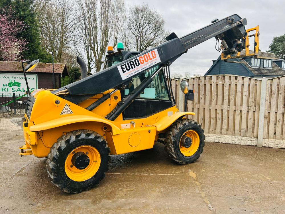 JCB 520-50 4WD TELEHANDLER * YEAR 2013 , ROAD REGISTERED *VIDEO*