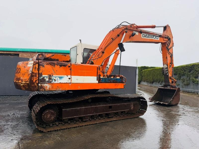 DAEWOO DH170 TRACKED EXCAVATOR*C/W BUCKET*VIDEO*