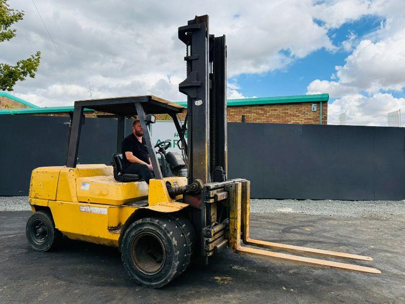 CAT DPK50-2 5 TONNE FORKLIFT*C/W FORK POSITIONER*VIDEO*