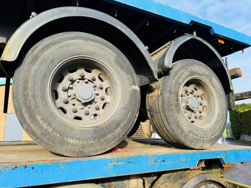 2.5M X 8M TWIN AXLE FLAT TRAILERS*CHOICE OF 2*VIDEO*