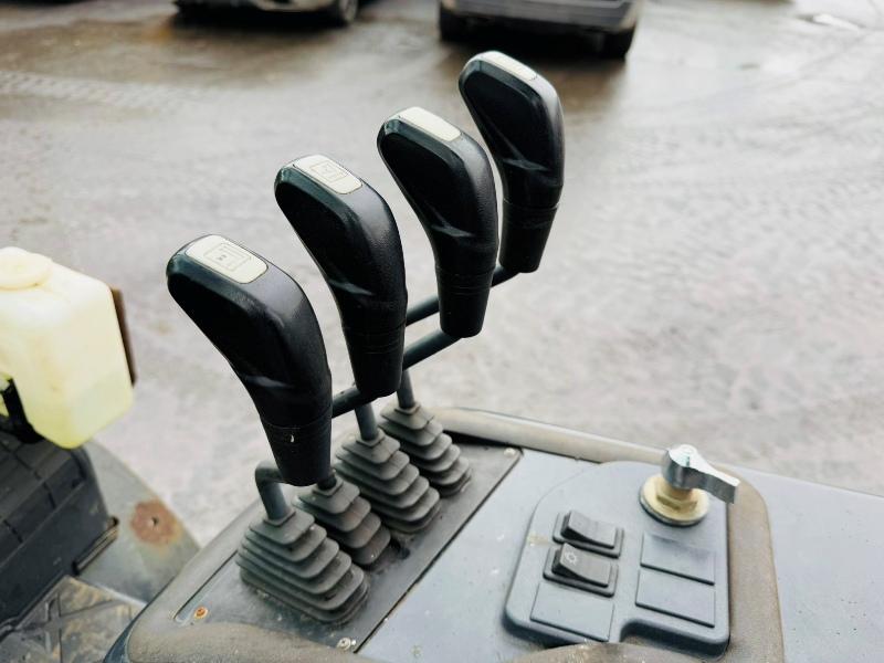 DOOSAN G25E-7 FORKLIFT*C/W PALLET TINES*YEAR 2022*VIDEO*