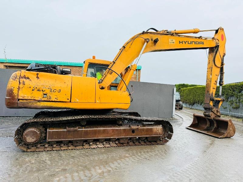 HYUNDAI ROBEX 220LC-3 EXCAVATOR*C/W BUCKET*VIDEO*