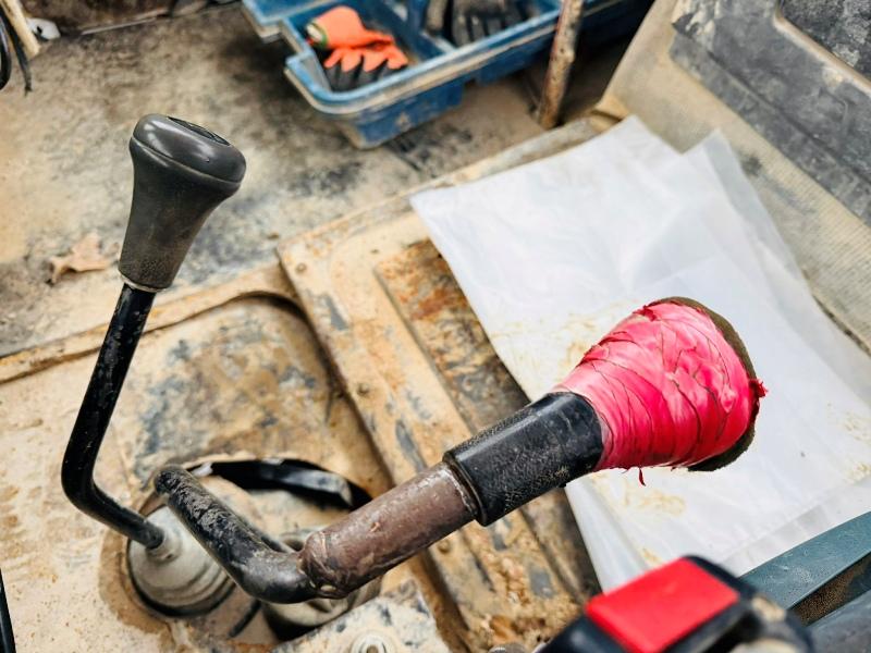 MERCEDES-BENZ AG UNIMOG U140L 4X4*C/W DROPSIDE*VIDEO*