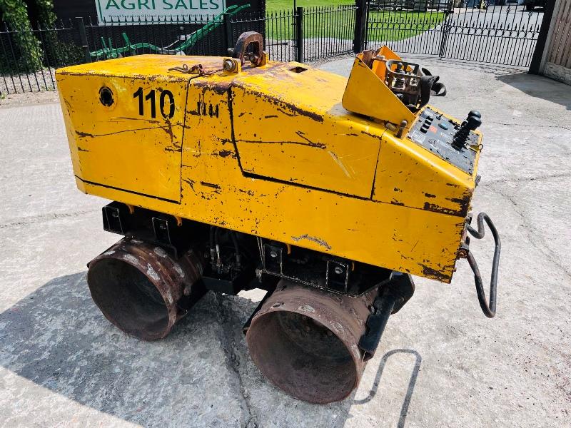 JCB VM1500 DOUBLE DRUM REMOTE CONTROL PAD FOOT ROLLER *VIDEO*