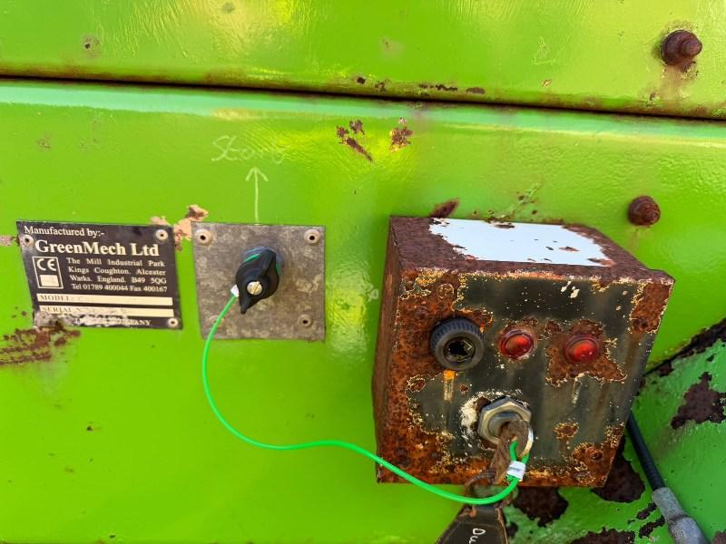 GREEN MECH CM200 TOWABLE WOOD CHIPPER*C/W LISTER ENGINE*VIDEO*
